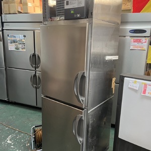 縦型冷蔵庫